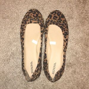 Leopard flats